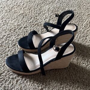 Elegant Black Wedge Sandals